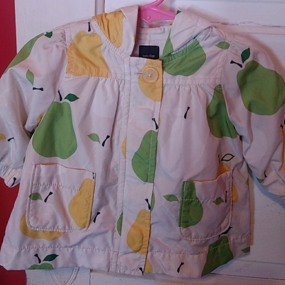 BabyGap pear jacket 🍐 0-6m